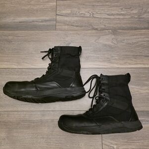 VIKTOS Armory AR670 Safety Toe Boot Mid Side-Zip Miltary  Boots. Retail $120